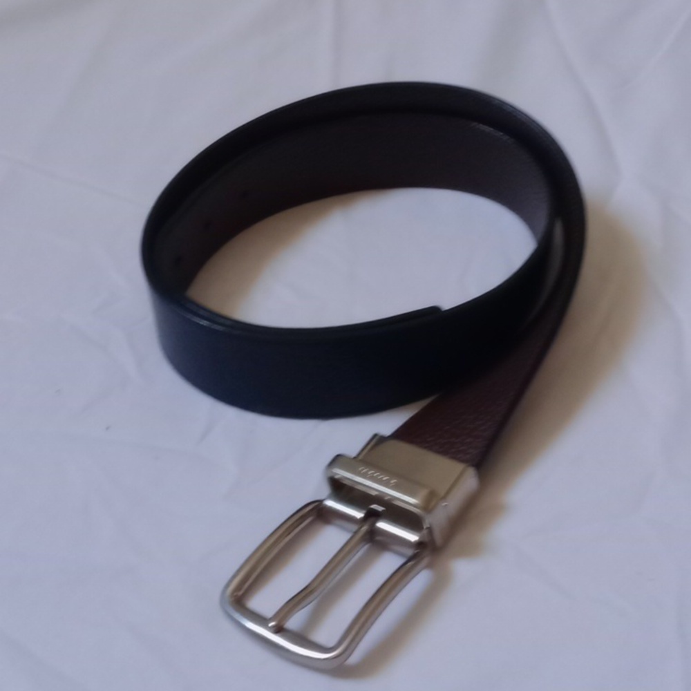 Coach Black and Brown Leather Reversible Belt, Size 36 - Picture 1 of 9